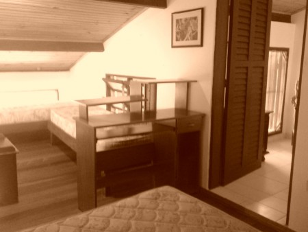 Mezanino frente com detalhe quarto casal